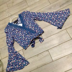 Bell bottom blouse BNWT size M